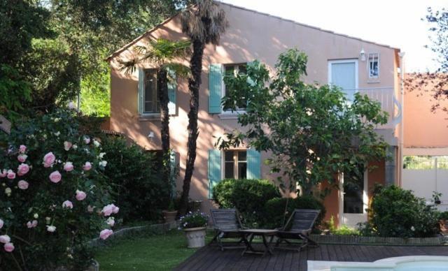 La Petite Maison Villeneuve-les-Avignon Luaran gambar